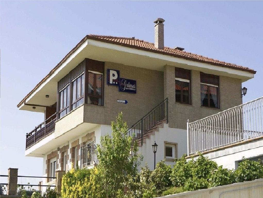 Pension Galimar San Vicente De La Barquera Eksteriør bilde