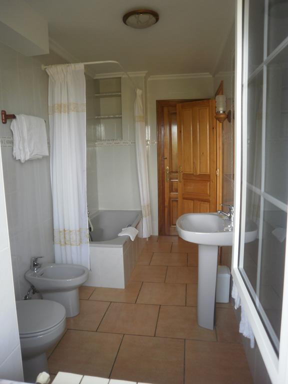 Pension Galimar San Vicente De La Barquera Rom bilde
